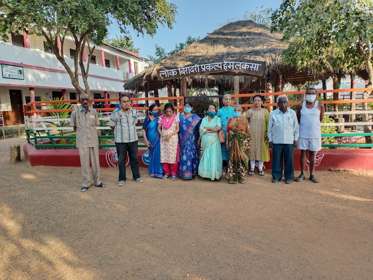 Om Tours Gallery Image