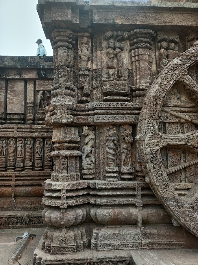 Om Tours Gallery Image