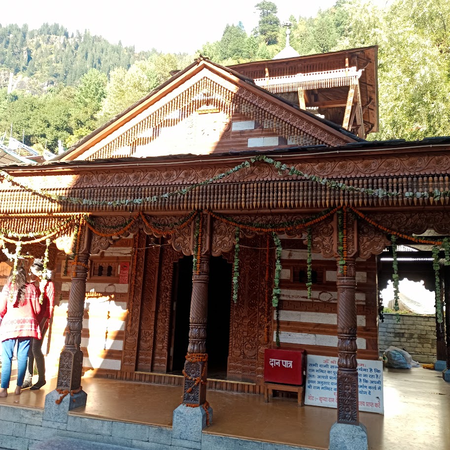 Om Tours Gallery Image