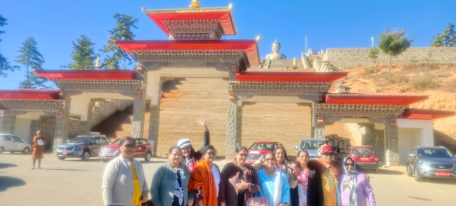Om Tours Gallery Image